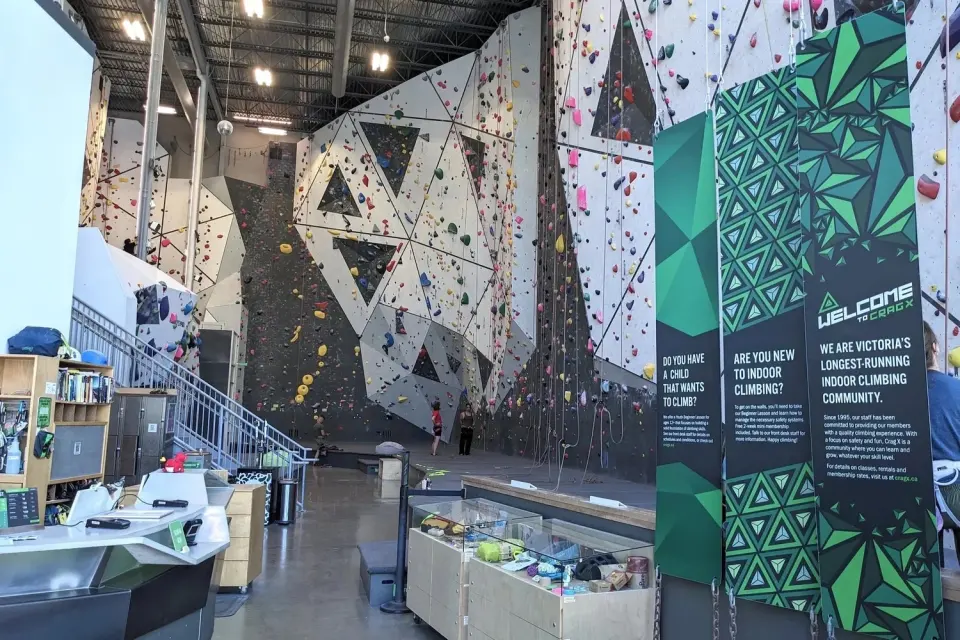 Front desk and the tall roped walls of the main climbing hall