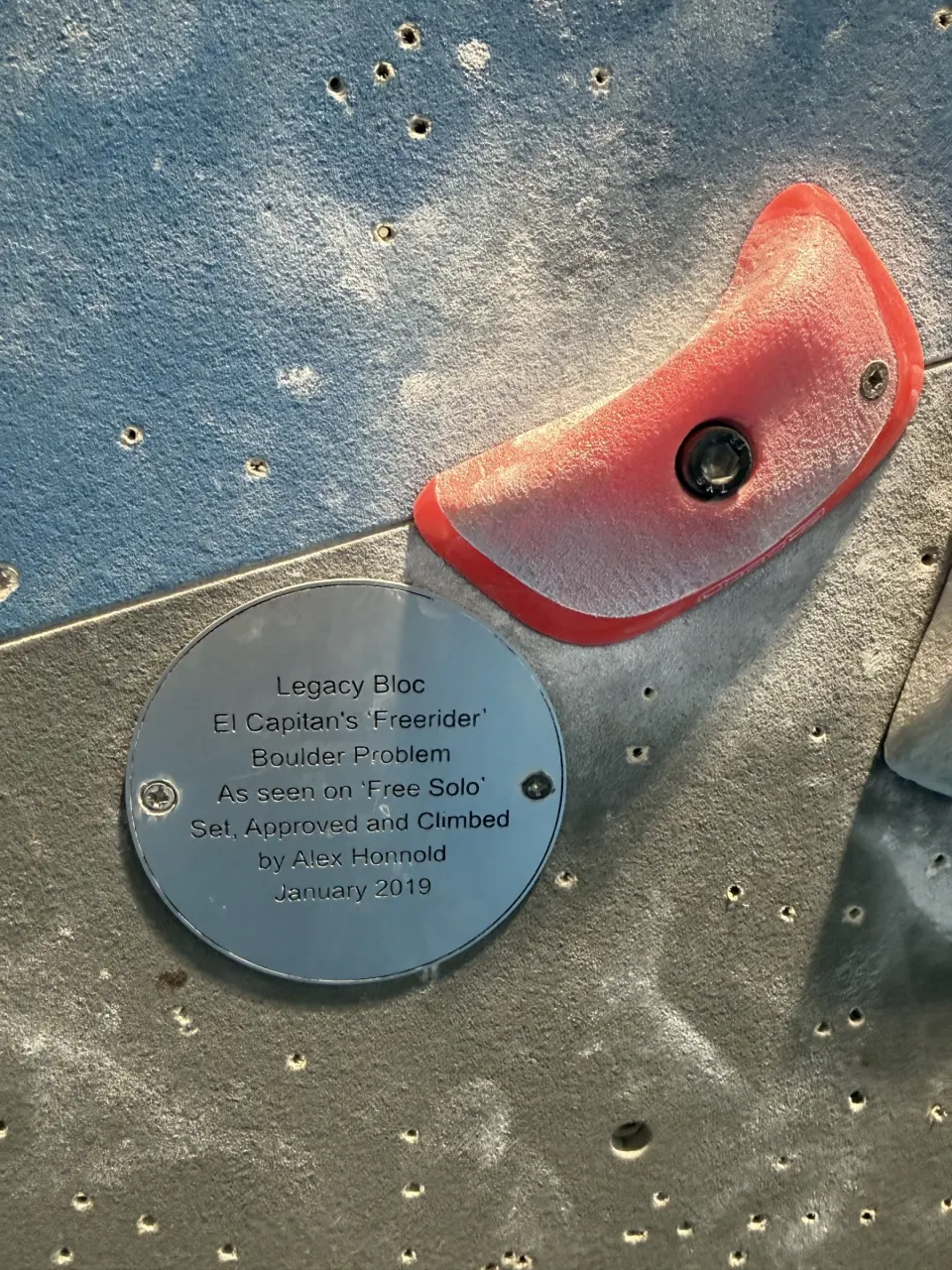 Plaque marking the legacy bloc set by Alex Honnold