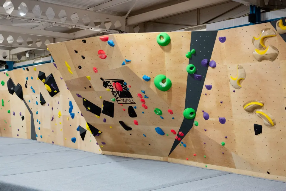 Kendal Wall