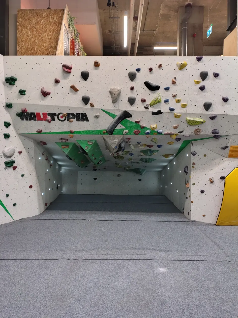 The top-out cave