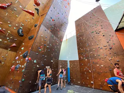 Climbing walls at A Tope Escalada