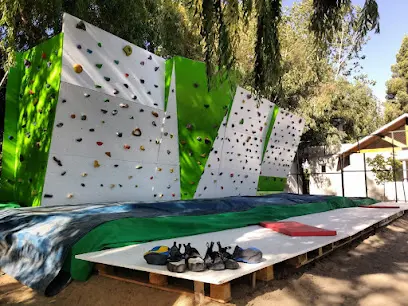 Climbing walls at Escuela de Escalada "El Biguá"