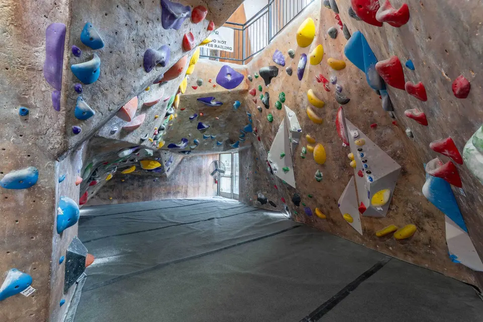 Steep bouldering overhang with large volumes