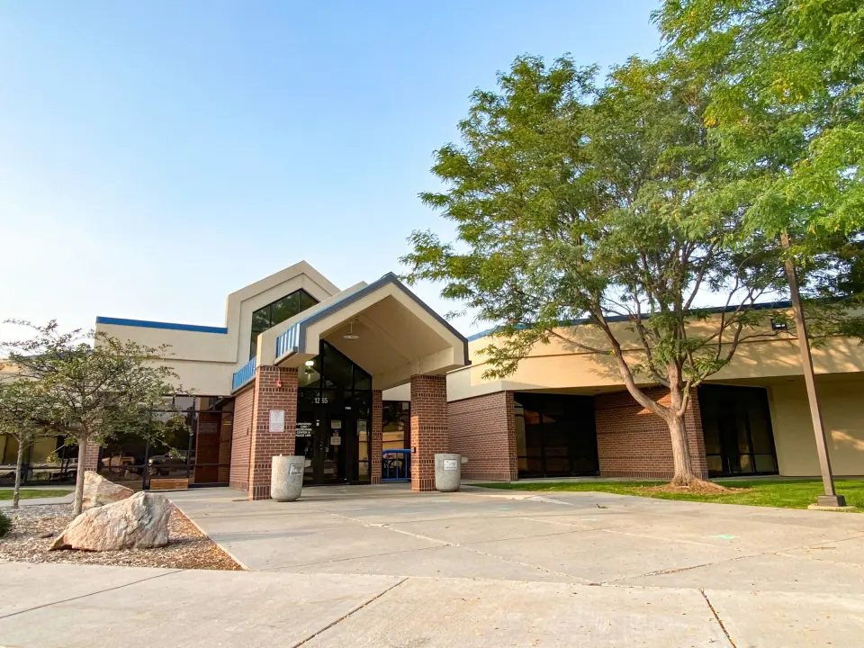 Entrance of the Lakewood Link Recreation Center