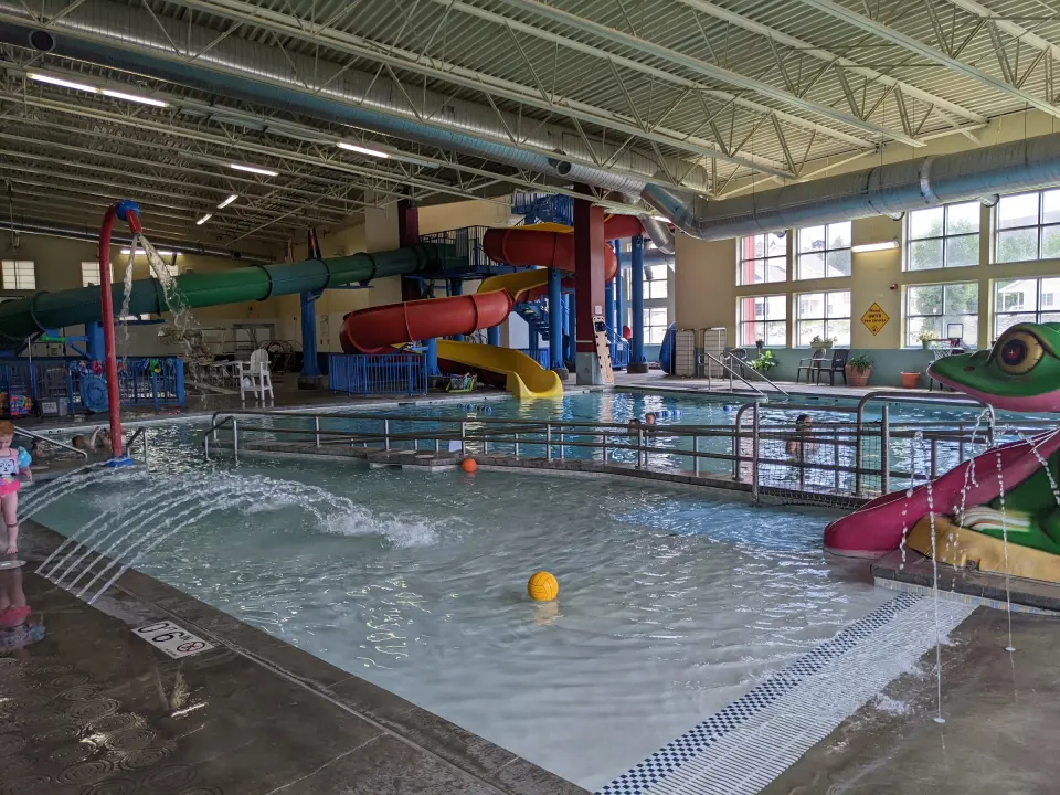 Indoor leisure pool with water slides