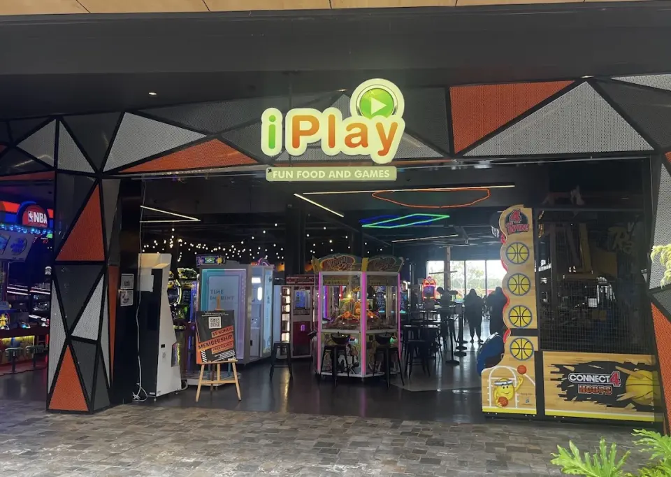 The iPlay entrance on level 2 of Westfield Carousel