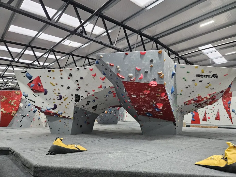 Lancaster Wall